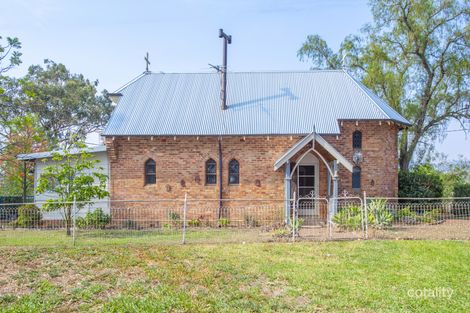 Property photo of 2 Roach Street Parkville NSW 2337