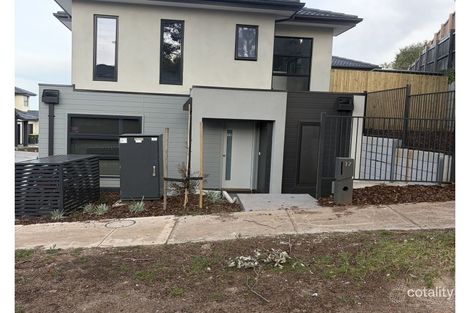 17 Langport Cres, Sunbury, VIC 3429