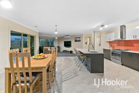 Property photo of 6 Caitlin Drive Pakenham VIC 3810