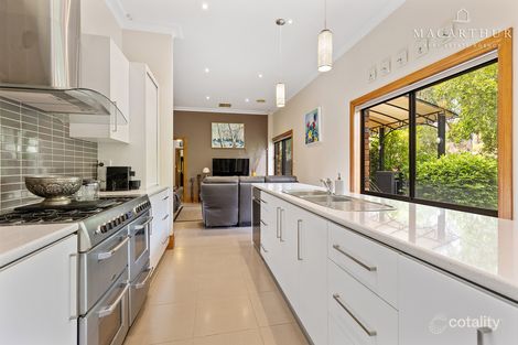 Property photo of 95 Simkin Crescent Kooringal NSW 2650