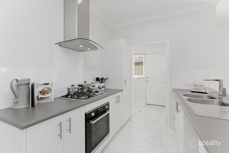 Property photo of 1/33 Boundary Road St James WA 6102