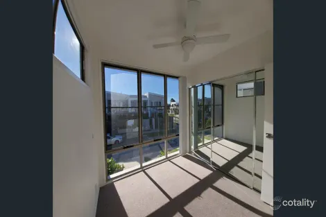 36 Florabella Dr, Robina, QLD 4226