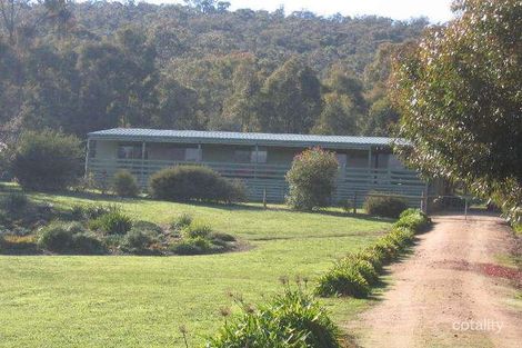 Property photo of 8 Caldwell Street Heathcote VIC 3523