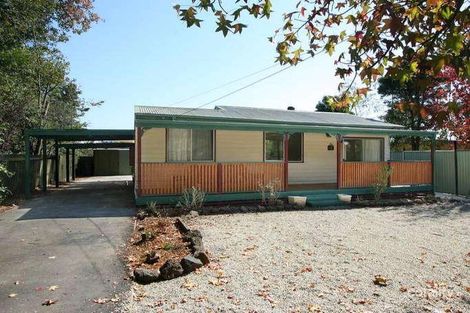 9 Parry St, Croydon, VIC 3136