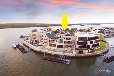 Property photo of 50 Knightsbridge Parade West Paradise Point QLD 4216