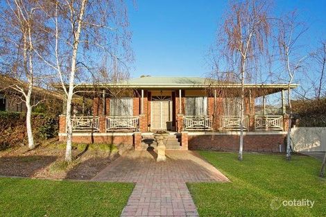 10 Flegg Cres, Gordon, ACT 2906