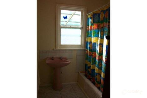 Property photo of 19 Collins Street Geelong West VIC 3218