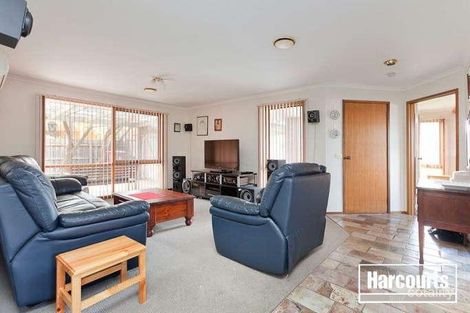 Property photo of 24 Willslie Crescent Berwick VIC 3806