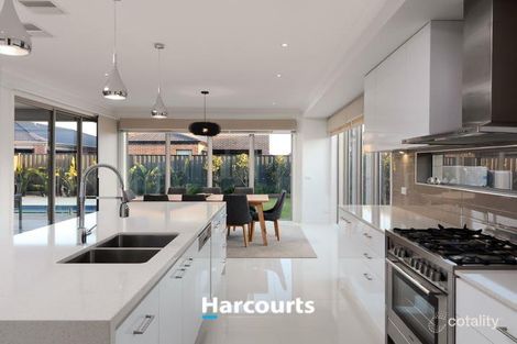 Property photo of 60 Serene Way Clyde North VIC 3978