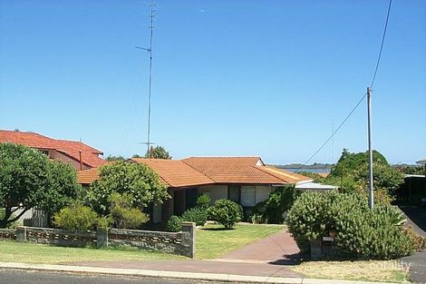 11 Carpenter Tce, Australind, WA 6233