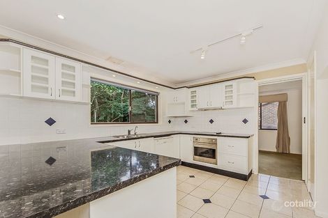 7 Burrumbuck St, Chapel Hill, QLD 4069