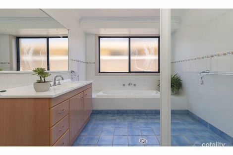 Property photo of 63 Wamara Crescent Forster NSW 2428