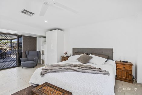Property photo of 14 King Court Collingwood Park QLD 4301