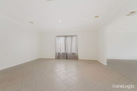 Property photo of 1 Millstream Circuit Cairnlea VIC 3023