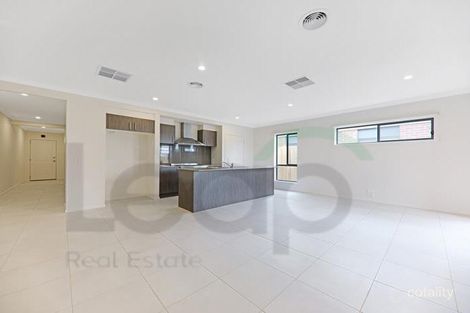 Property photo of 18 Bixby Avenue Wallan VIC 3756