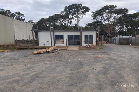 8 Baines Cres, Torquay, VIC 3228