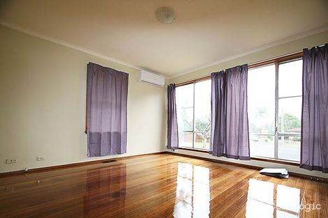 Property photo of 34 Excelsior Drive Frankston North VIC 3200