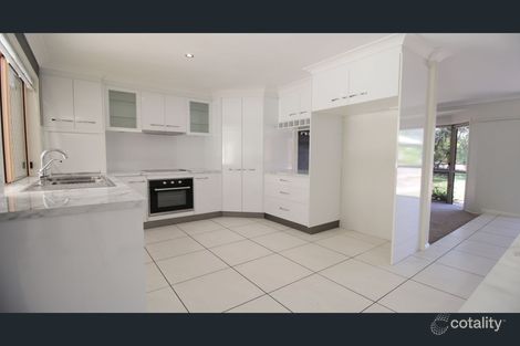 Property photo of 16 Batavia Court Emerald QLD 4720