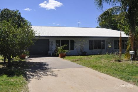 39 Hawkins St, Miles, QLD 4415