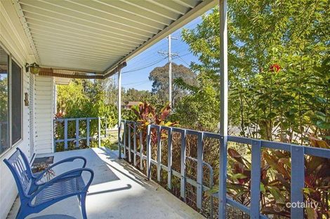Property photo of 152 Cams Boulevard Summerland Point NSW 2259