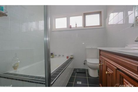 Property photo of 201 Browning Street Bathurst NSW 2795