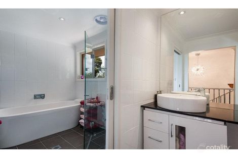 Property photo of 1/8 Gavenlock Road Tuggerah NSW 2259