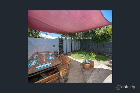 7 Windsor Rd, Red Hill, QLD 4059