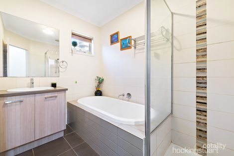 Property photo of 3 Gunther Way Wollert VIC 3750
