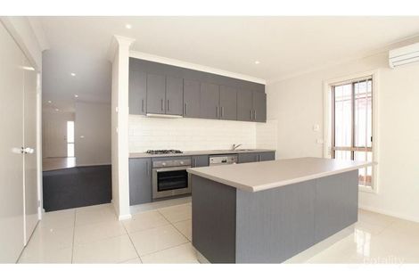 Property photo of 20 Tony Drive Truganina VIC 3029