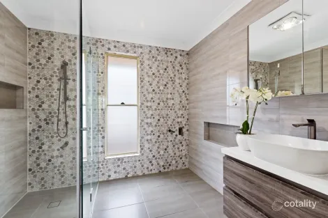 Property photo of 13 Levy Crescent The Ponds NSW 2769