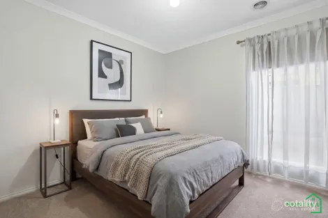 Property photo of 32 Silverwood Drive Greenvale VIC 3059