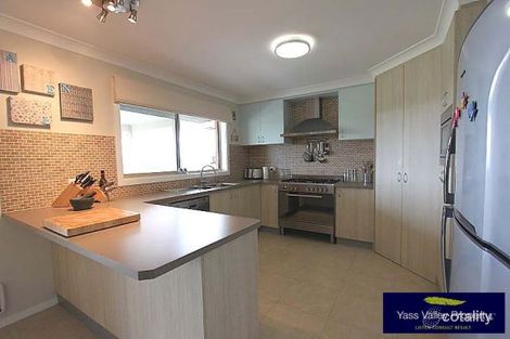 Property photo of 6 Larson Lane Yass NSW 2582