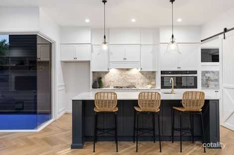 Property photo of 19 Walkers Drive Balmoral QLD 4171