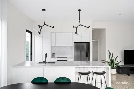 Property photo of 313 Douglas Parade Newport VIC 3015