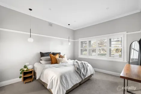 Property photo of 313 Douglas Parade Newport VIC 3015