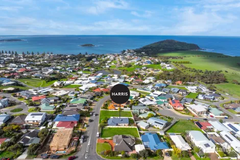 6 Hump Back Rd, Encounter Bay, SA 5211