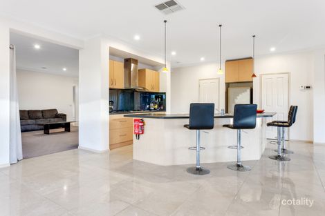Property photo of 10 Duchess Court Hillside VIC 3037