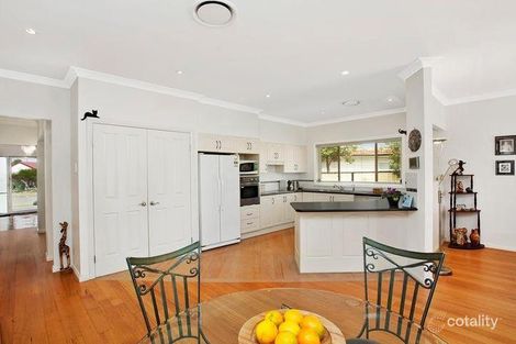 33 Robin Cres, Woy Woy, NSW 2256