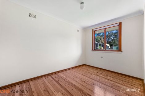 Property photo of 4 Bundarra Crescent Orange NSW 2800