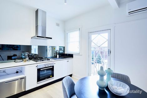 Property photo of 3/20 Charnwood Road St Kilda VIC 3182