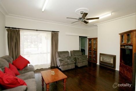Property photo of 16 Cutler Avenue Kooringal NSW 2650