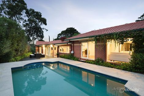 4 Bushland Ct, Eltham, VIC 3095