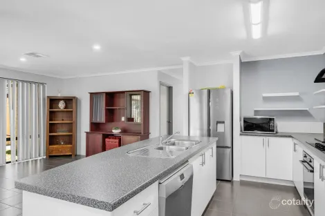 Property photo of 38 Warrida Way Maddington WA 6109