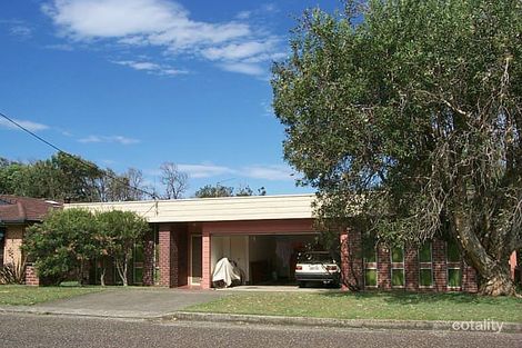 94 Chepana St, Lake Cathie, NSW 2445