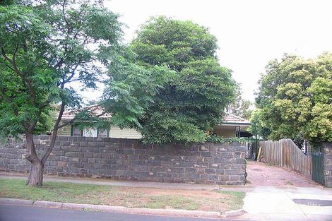 19 Oakland St, Maribyrnong, VIC 3032