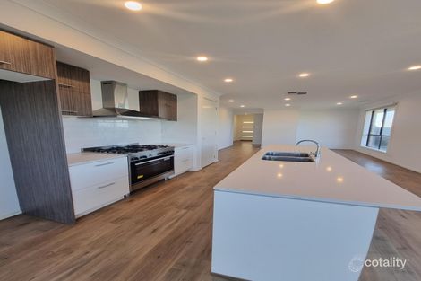 28 Nile Dr, Truganina, VIC 3029