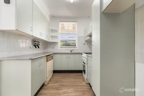 Property photo of 19 Macassar Street Cowra NSW 2794