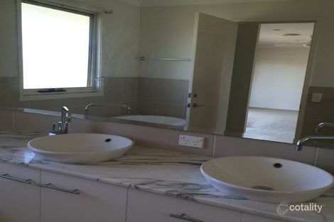 Property photo of 142 Easthill Drive Robina QLD 4226