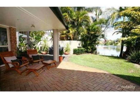 Property photo of 86 Santa Cruz Boulevard Clear Island Waters QLD 4226