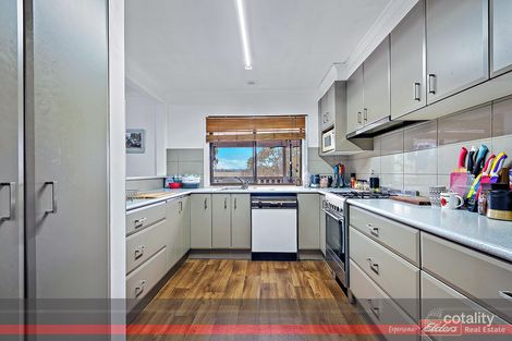 Property photo of 37 Stormbird Drive Kalimna VIC 3909